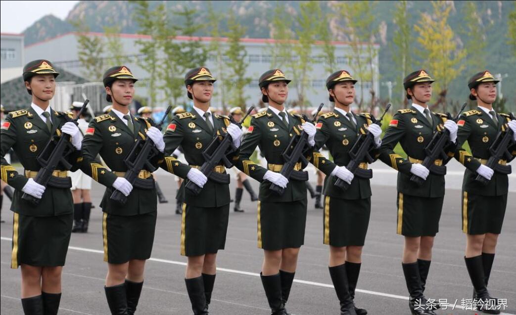 女兵三軍儀仗隊，展現(xiàn)女性力量與榮耀的典范，女兵三軍儀仗隊，女性力量與榮耀的璀璨典范