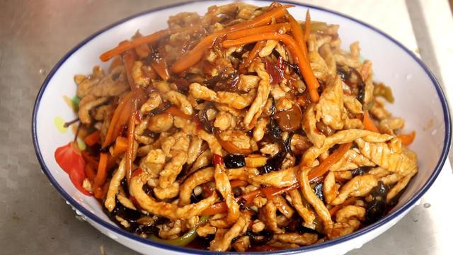 魚香肉絲的配料與做法，一道經(jīng)典川菜的美食秘籍，魚香肉絲，經(jīng)典川菜美食秘籍與配料詳解